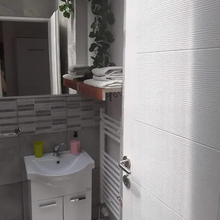 Zaara Penzion 3*