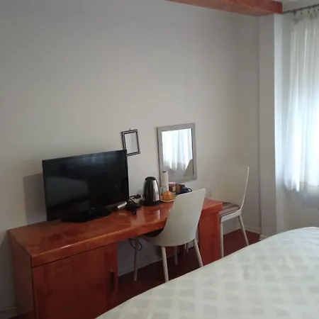 Zaara Guest house