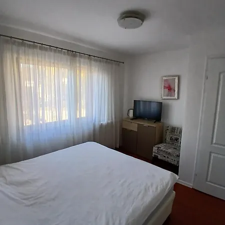Guest house Zaara