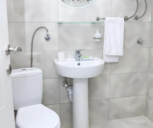 Gostinjska kuća Zaara 3*